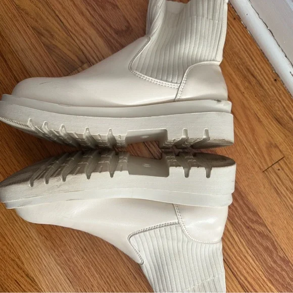 SHEIN Off-White Ankle Booties - Picture 7 of 9